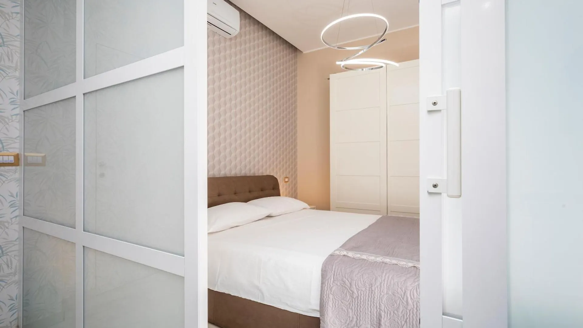 Apartament La Maison Chic 1 - Katania Włochy